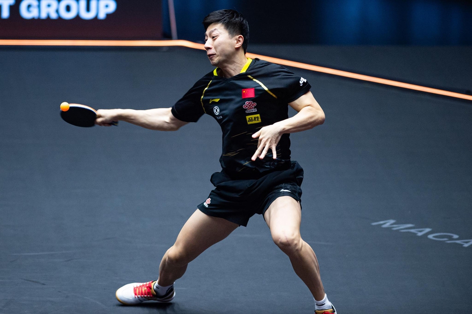 包含广东男篮主帅放话：WTT冠军赛首回合必胜曼联，马龙冷笑回应的词条